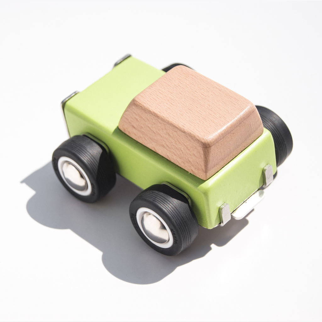 Beany | Mini Wooden Race Car – Classic Wooden Collector Car